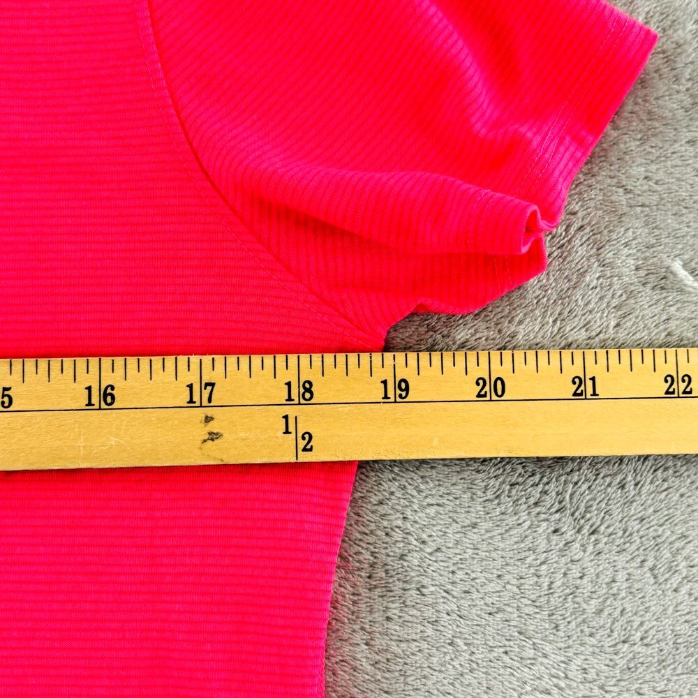 Under Armour Run Short Sleeve T-shirt Womens M Hot Pink Stripe Heat Gear - Picture 6 of 7